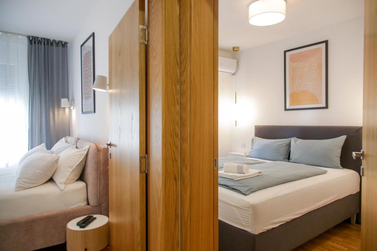 Supernova DeLuxe Residence Novi Sad Extérieur photo